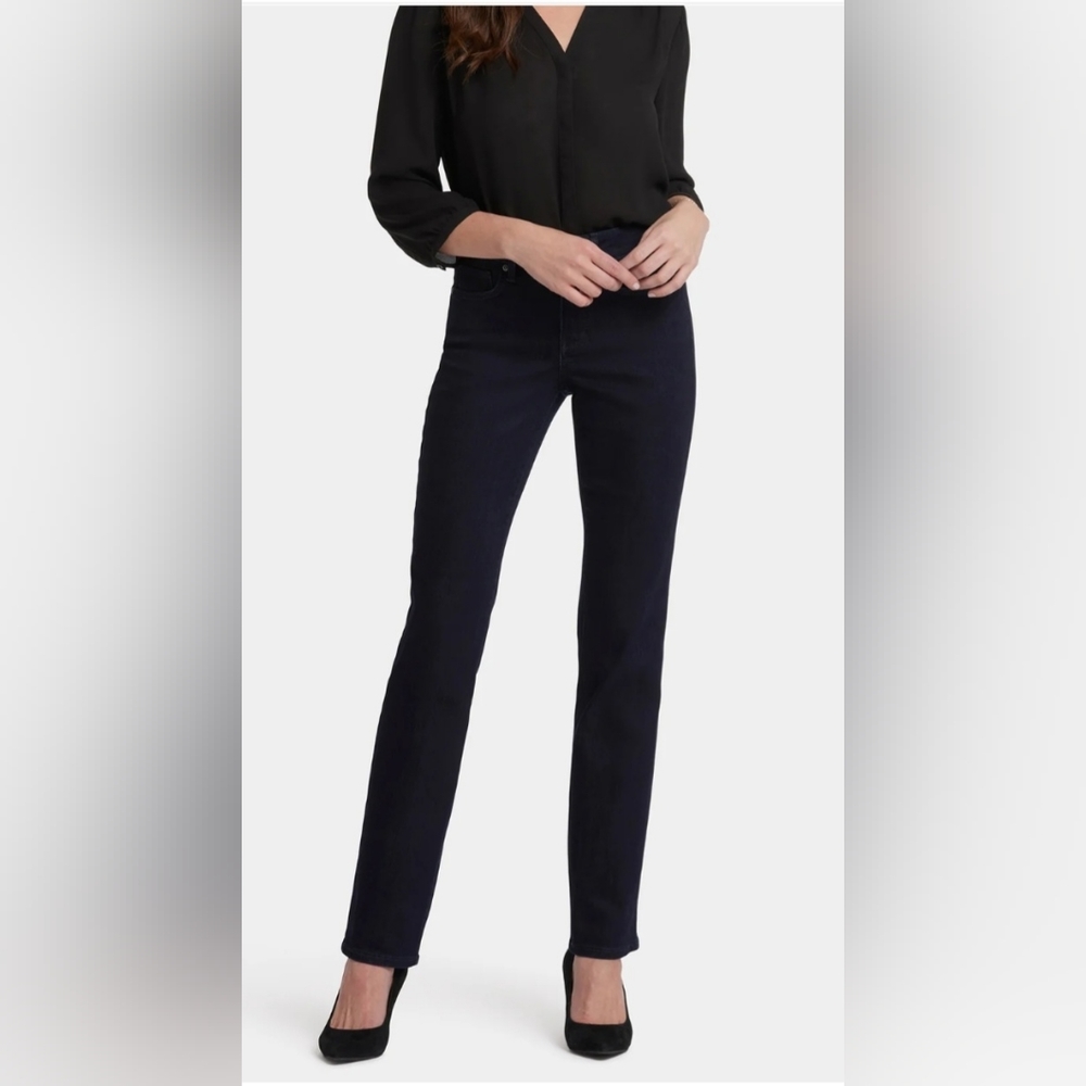 NWT NYDJ Los Angeles Marilyn Straight Jeans. 8 Petite.